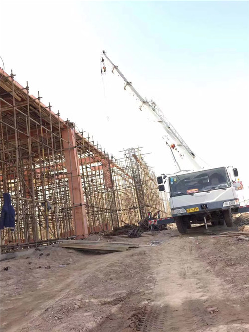 恭城25 吨、50 吨吊车怎么选？多大重量 / 半径适合对应车型？